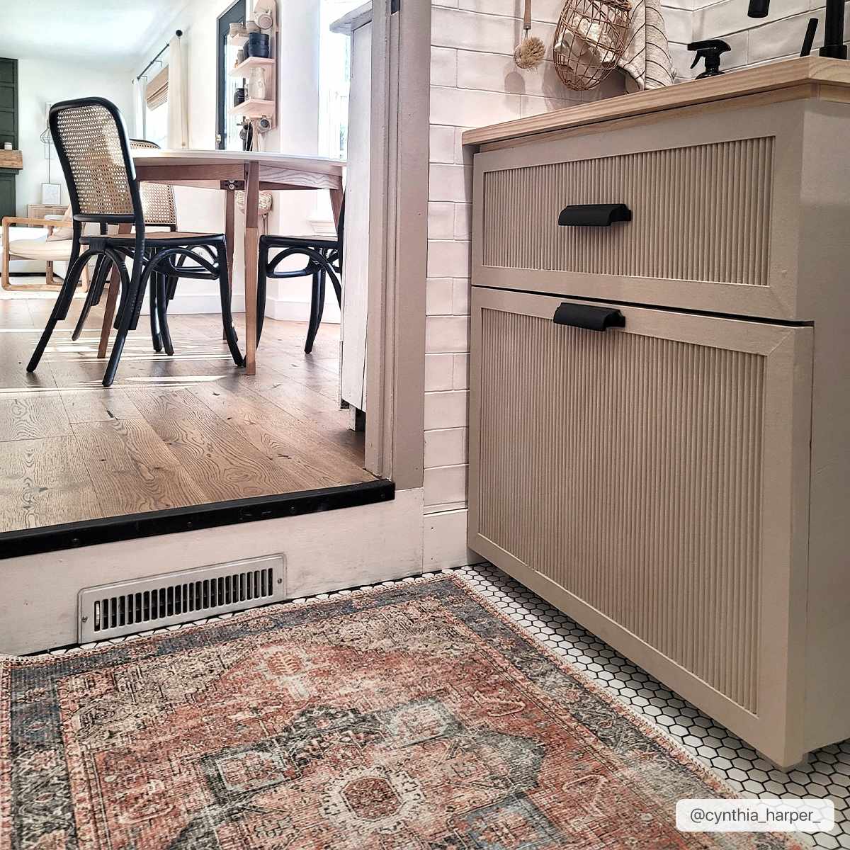 Rosman Distressed Washable Area Rug - Image 13