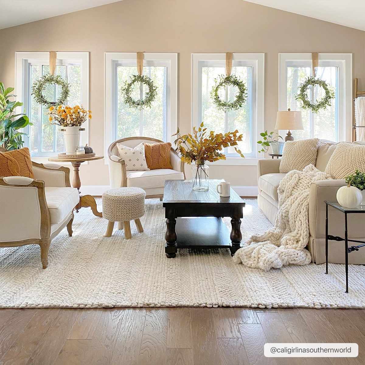 Hanlontown Premium Hand Woven Wool Area Rug - Image 3