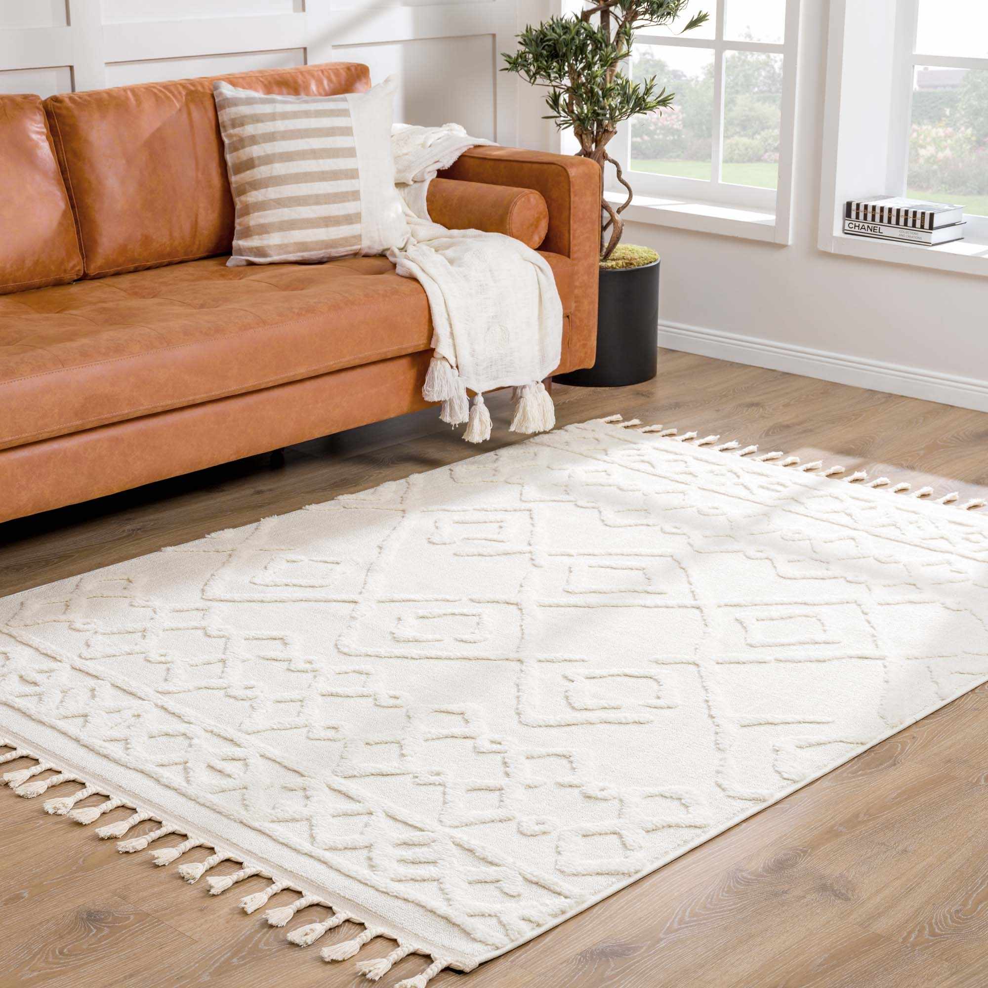 Gyundyukoru Area Rug - Clearance - Image 11