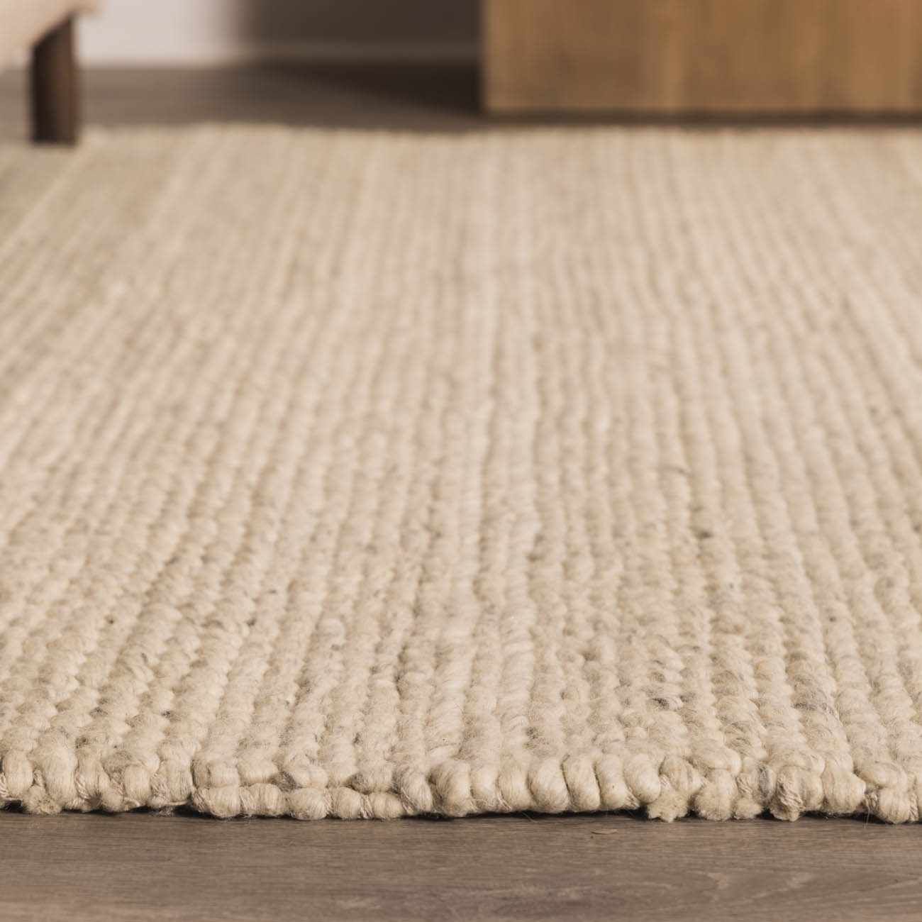 Hanlontown Premium Hand Woven Wool Area Rug - Image 11
