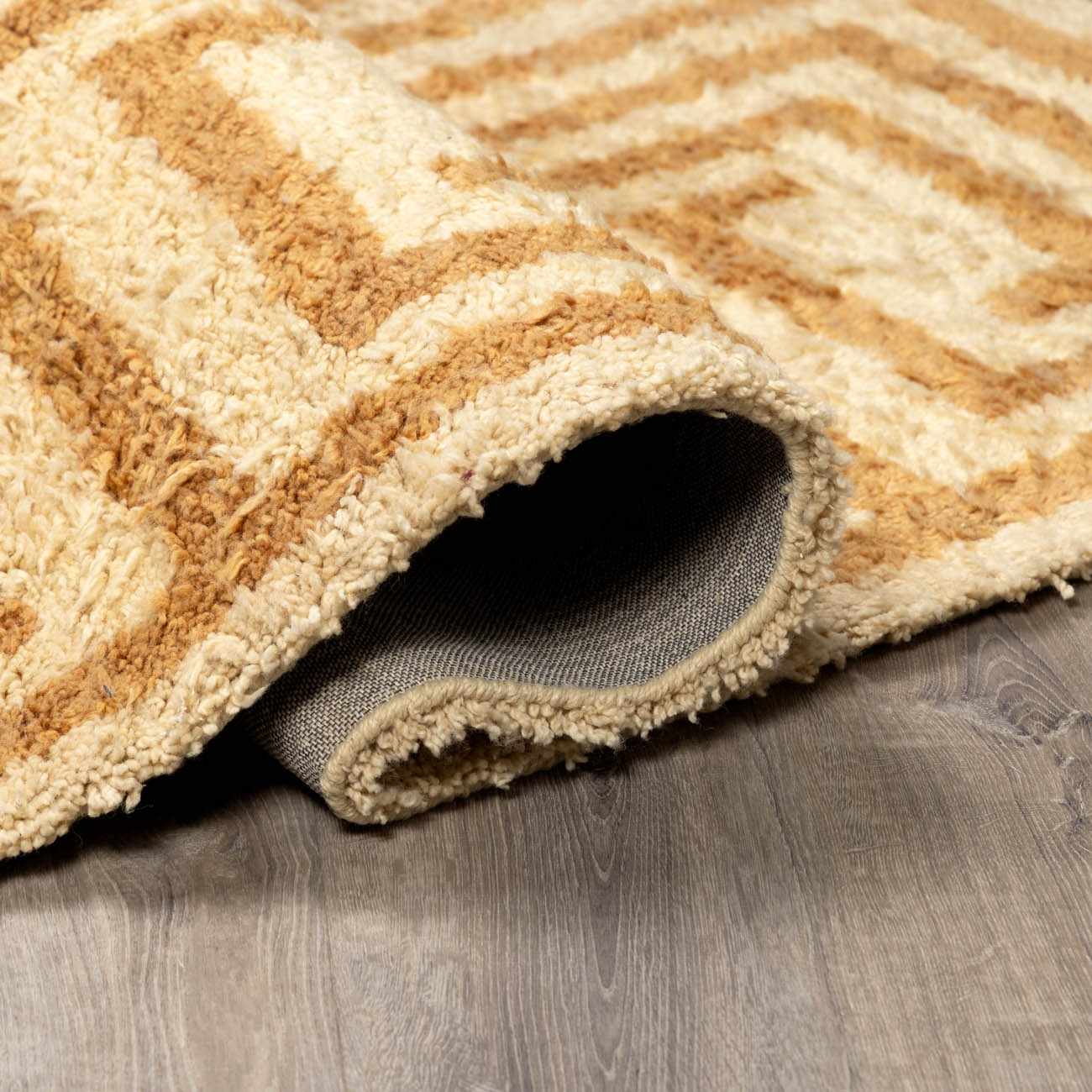 Wasim Area Rug - Image 6