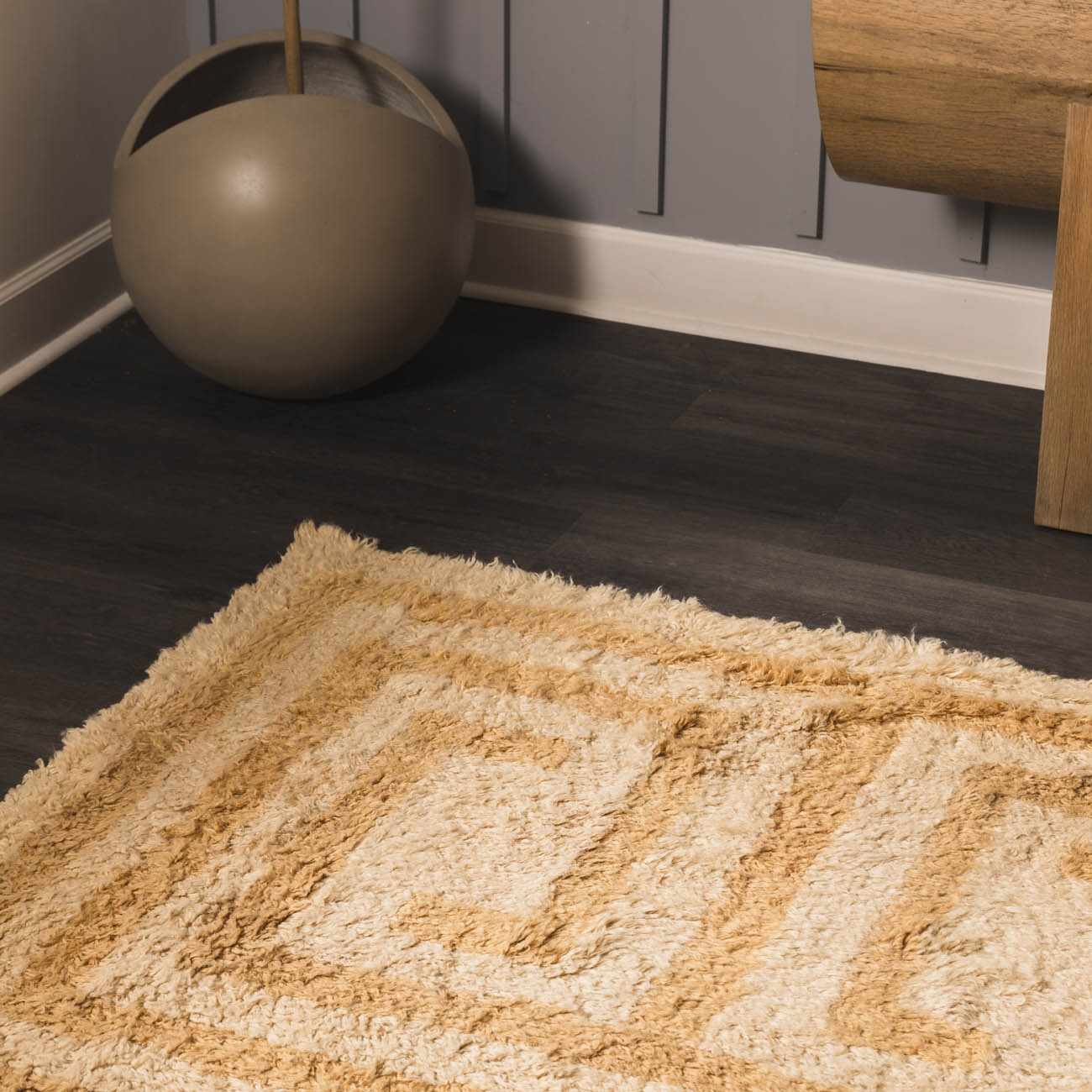 Wasim Area Rug - Image 4