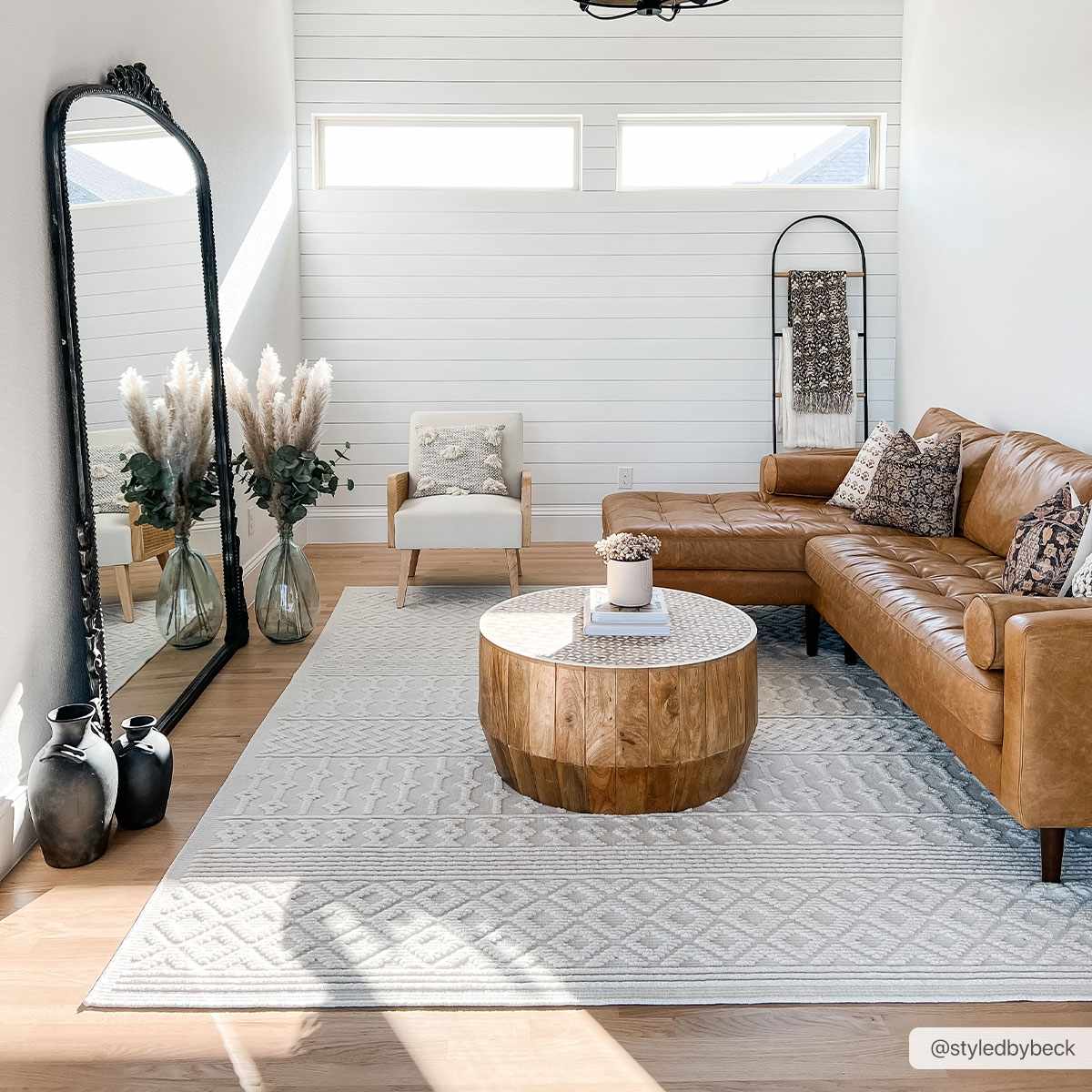 Drago White Washable Area Rug - Image 3